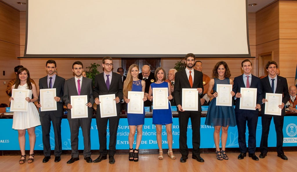 Primera promoción de graduados