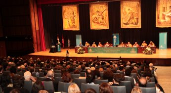 Entrega de diplomas: Felicidades