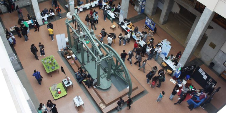 Dia de las Asociaciones en Escuela Industriales UPM