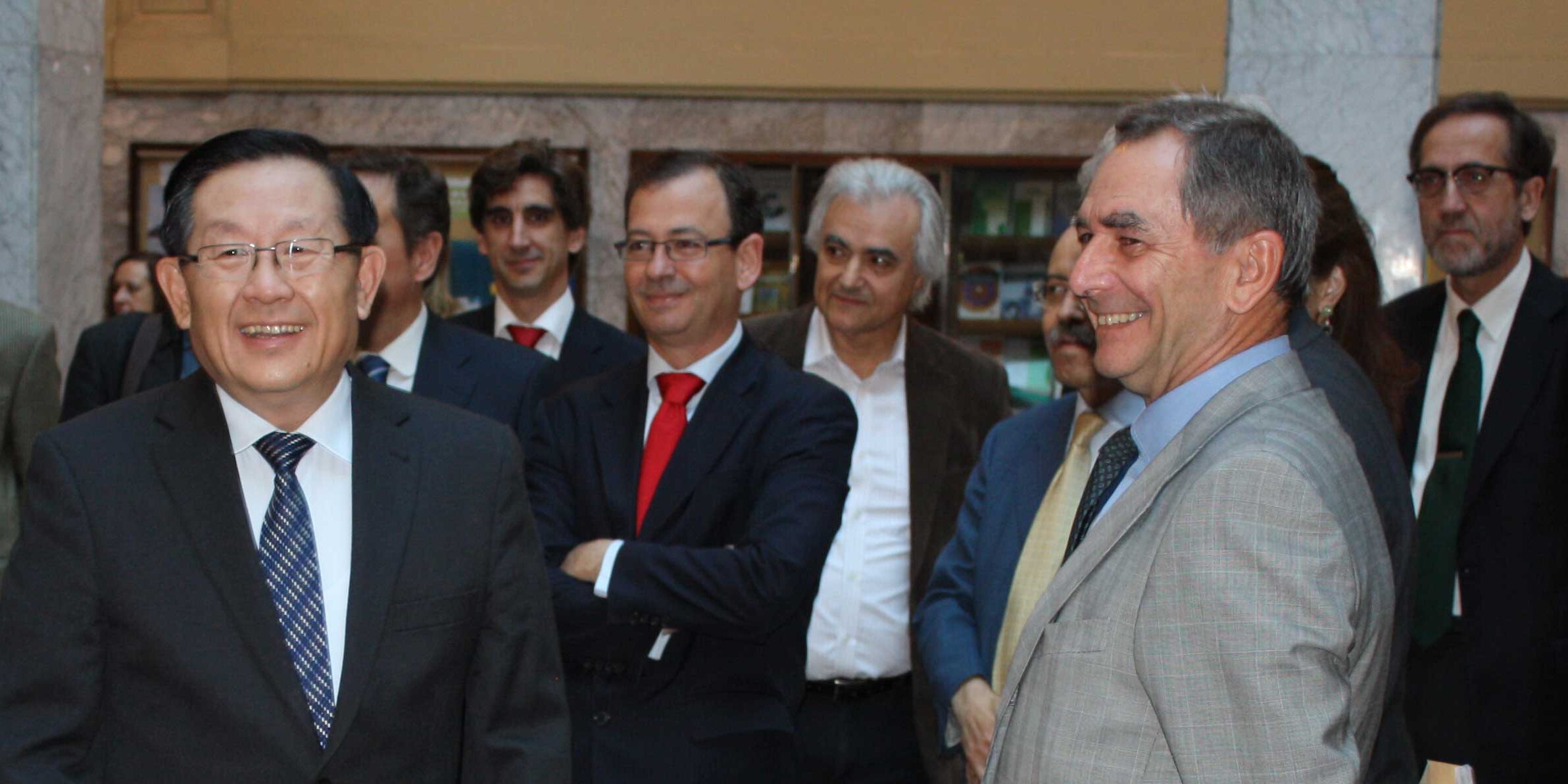 tecnología_ciencia_minstro Imagen de la visita del ministro de ciencia y tecnología