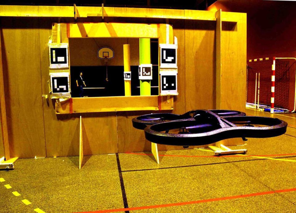 El grupo de Investigación del Centro de Automática y Robótica se alza en la competición IMAV 2013