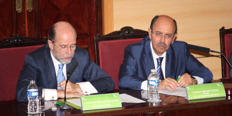 Pedro Argüelles en el foro Industriales de Ingeniería y Sociedad