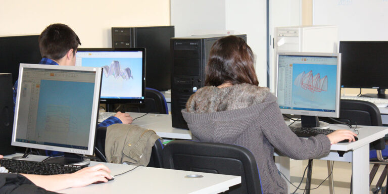 Auténticos Universitarios ETSII