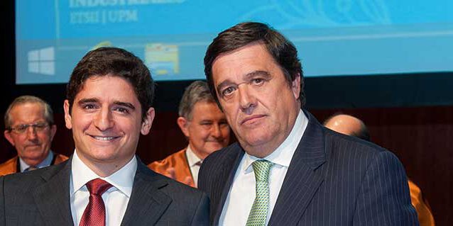 En el Acto de Entrega de Diplomas se conceden los Premios de la Cátedras Universidad–Empresa y Caja de Ingenieros, así como y las Medallas de la ETSII (II) | Escuela Industriales UPM En el Acto de Entrega de Diplomas se conceden los Premios de la Cátedras Universidad–Empresa y Caja de Ingenieros, así como y las Medallas de la ETSII (II) | Escuela Industriales UPM