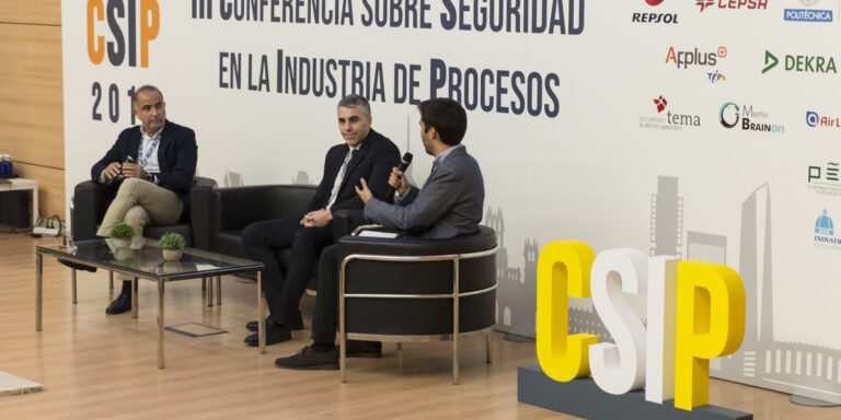 escuela industria procesos químicos